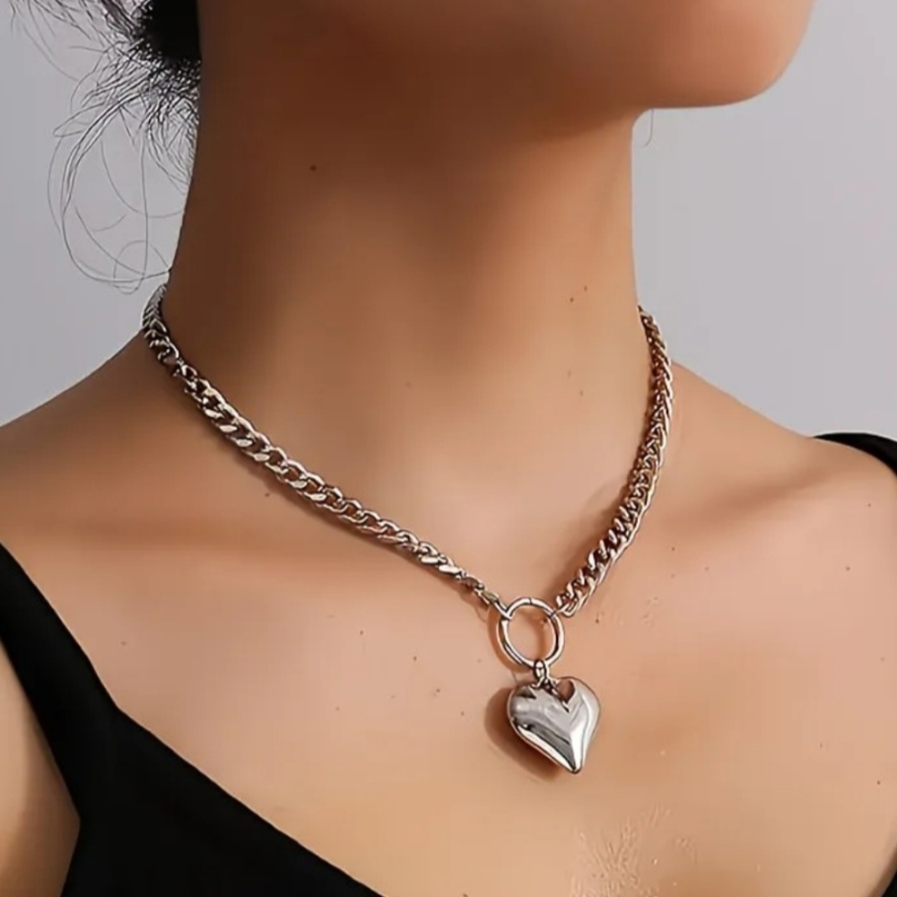 Silver Heart Pendant Chunky Chain Necklace